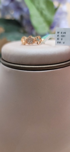 [001922192637040286] نصف طقم بوردات مفرغة و وردات زراكون